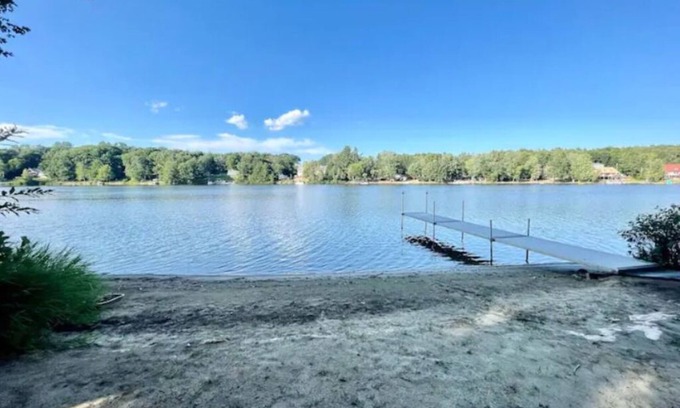 Barnstead House | On Locke - Family lake house with pvt beach, dock