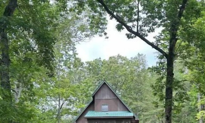 Ocoee Cabin | On The Rocks