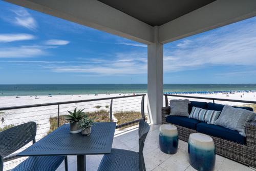 Fort Myers Beach House | Once Upon A Tide: 4BR Beachfront with Pool & Spa!