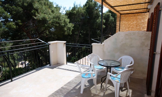 Kobas Apartment | One bedroom apartment with terrace Cove Saplunara, Mljet (A-4923-b)