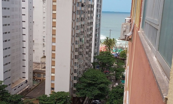 Pitangueiras House | One bedroom apartment in Guarujá Praia das Pitangueiras
