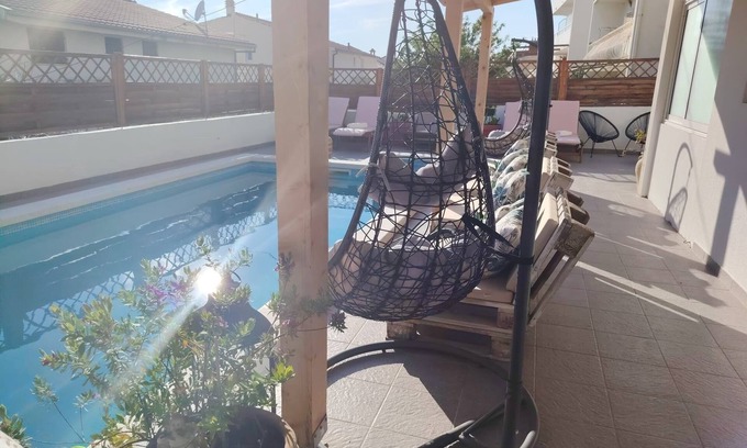 Krizna luka Apartment | One bedroom apartment with balcony and sea view Hvar (A-24484-d)