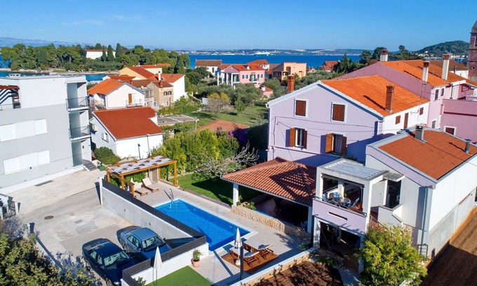 Preko Apartment | One bedroom apartment with terrace and sea view Preko, Ugljan (A-14163-a)
