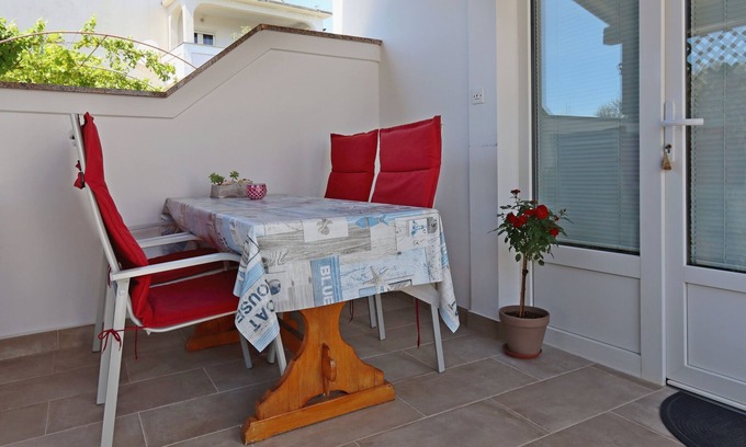 Suha Punta Apartment | One bedroom apartment with terrace Suha Punta, Rab (A-17239-a)