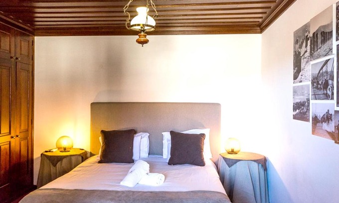 Queimada Apartment | One bedroom appartement with shared pool jacuzzi and furnished terrace at Armamar