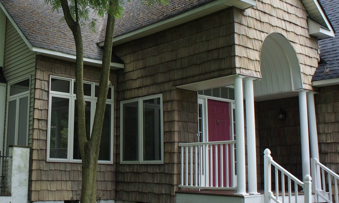 Richmond House | One bedroom in Richmond's West End - zip code 23294
