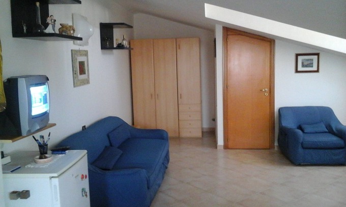 Cassano delle Murge Cabin | ONE-ROOM ATTIC WITH AUTONOMOUS TERRACE