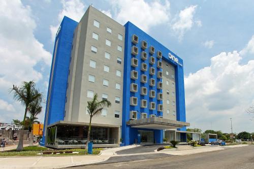 Villahermosa Hotel | One Villahermosa 2000