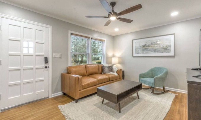 Turner Park House | OneCozyPlace|KS Bed|Near Expo/TU/DT/Firepit