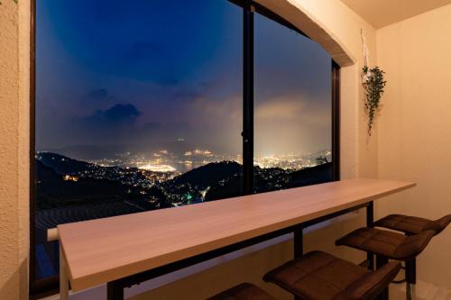 Nagasaki Apartment | Only Stay in Nagasaki with World's Top 3 Night View 長崎夜景ステイ- Lotus 長崎