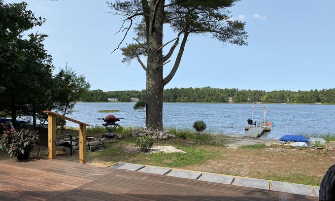 West Wareham Cottage | Onset beach, Cape code , Blackmore pond, private waterfront cottage
