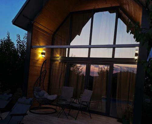 Mladenovac House | Onyx Vikendica 1