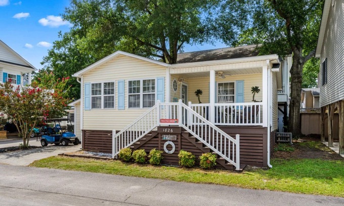 Surfside Beach House | Open + Airy home w/Golf Cart, in Ocean Lakes