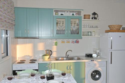Zaros Apartment | Orange apartment