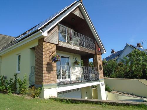 Wadebridge House | Orchard House Wadebridge Self Catering