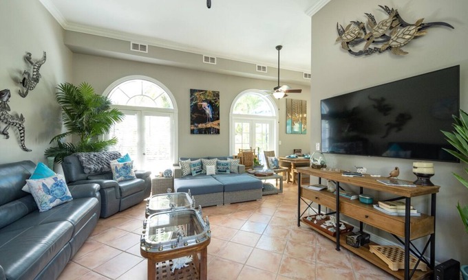 Midtown House | Orchid Oasis - Only Minutes from Smather's and Rest Beaches!