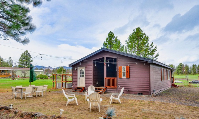 Pine Hollow Cabin | Oregon Cabin on Pine Hollow Reservoir w/Mtn View!