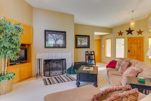 Deer Park House | Oregon Loop 8 | Discover Sunriver