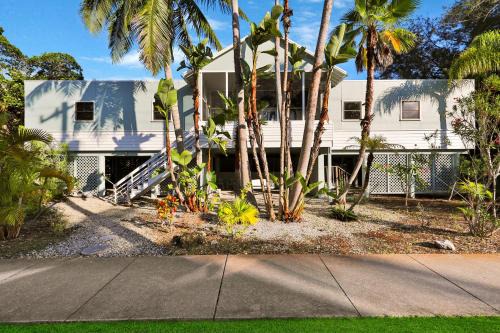 Longbeach Village House | Orient Expressed