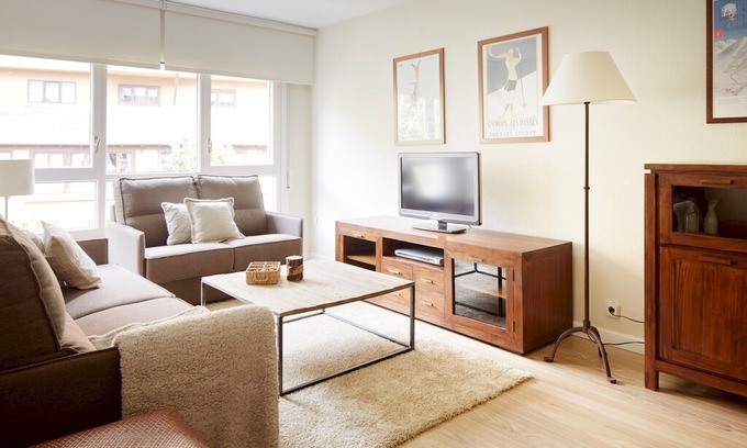 Baqueira Apartment | Orri by FeelFree Rentals