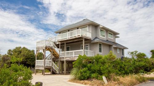 Ocean Sands House | OS10E, Sandune- Oceanside, Private Pool, Hot Tub, Sun Deck, Close to Grocery Store