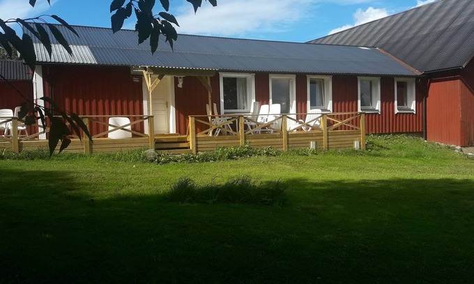 Asenhoga Condo | Österstuga - a cozy apartment right on the forest