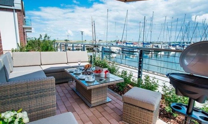 Heiligenhafen Apartment | Ostsee - Maisonette - Appartement Nr 54 'Marina-Blick' im Strand Resort