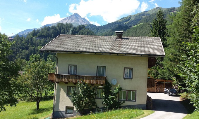Heiligenblut House | Our house (self-catering house) is 2. 5km before Heiligenblut at the foot of Austria