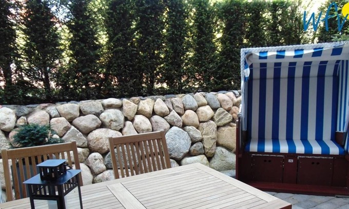 Juist Apartment | Our modern holiday apartment with a wonderful terrace guarantees you a relaxed atmosphere