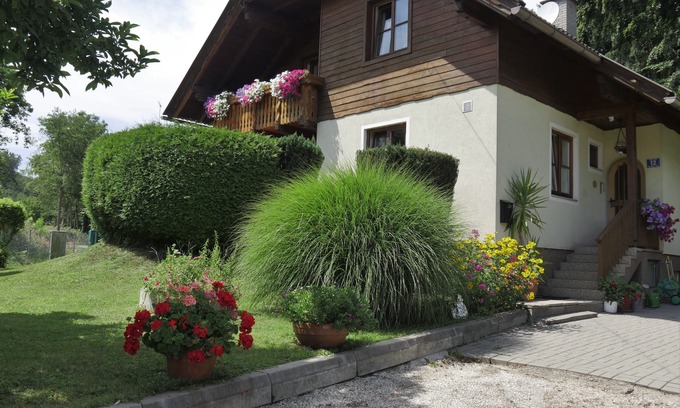 Poertschach am Woerthersee Apartment | Out in the open, quiet, no traffic, close to the center