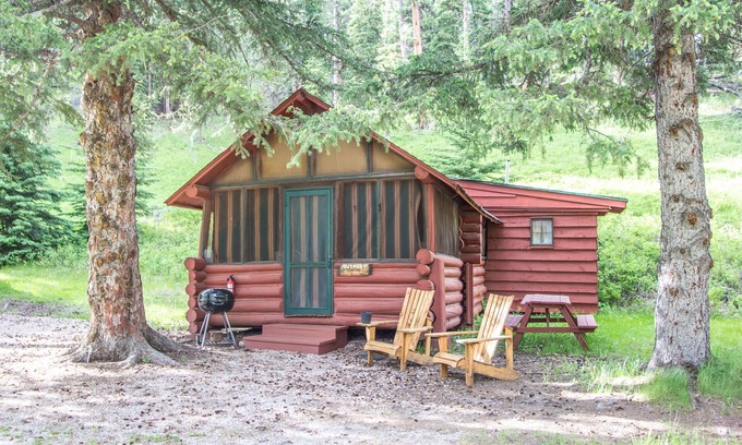 Cheyenne Crossing Cabin | Outpost Cabin With Sleeping Porch