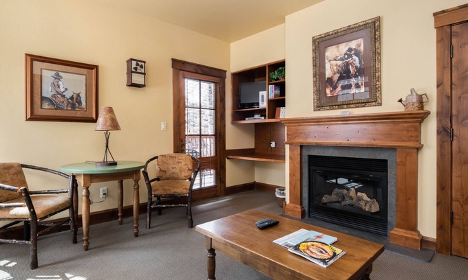 Jackson Condo | Outpost: Grand View 362S
