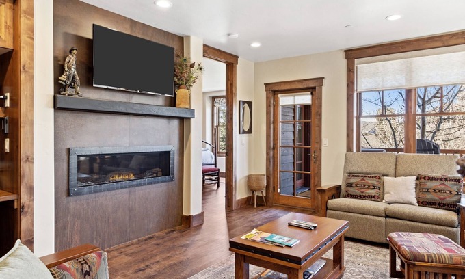 Jackson Condo | Outpost: Grand View 5120 - Air Conditioned