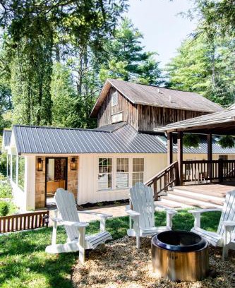 Highlands Hotel | Outpost Inn