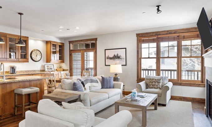 Jackson Condo | Outpost: Love Ridge 252 - Spacious, Air Conditioned