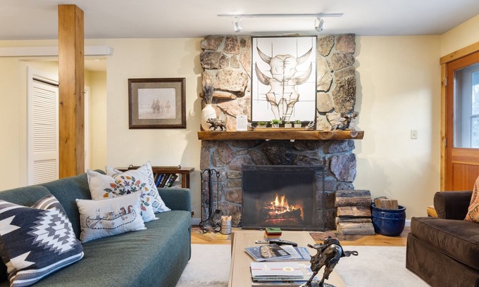 Moose Wilson Road Condo | Outpost: Windflower 2113