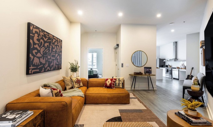 Historic Edgefield House | Outrider Buyout - 4 Units by AvantStay | 16 Bdrs