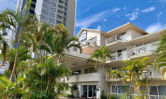 Miami Hotel | Outrigger Burleigh