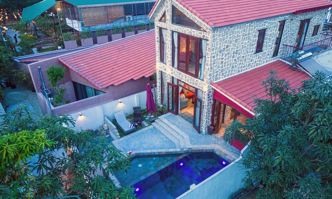 Cam An Villa | Outstanding 3BR villa at 50 m away from the white-sand of Hoi An beach.