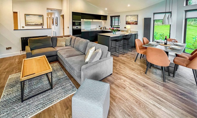 Coleford Ski Chalet | Outstanding bespoke spacious lodge.
