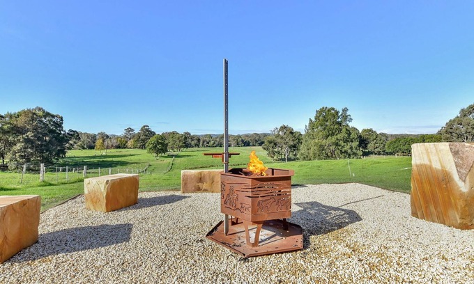 Clarence Town House | Overflow Downs-Riverside Acreage