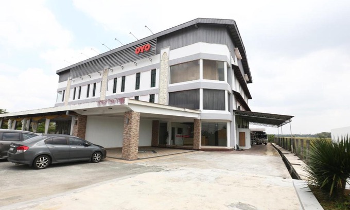 Pasir Mas Hotel | OYO 89888 Dz Residence Guest House