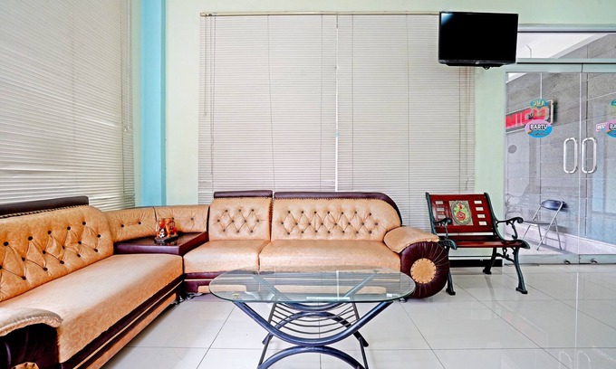Bandung Hotel | OYO 90836 Bartu Guesthouse