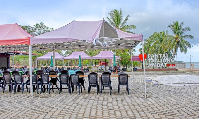 Karimun Hotel | OYO 91643 Homestay Daniel 76NearTaman Hijau Karimun