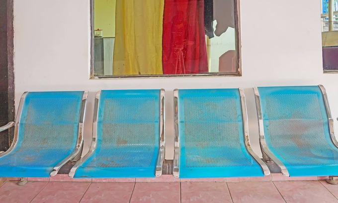 Paiton Hotel | OYO 91766 Fortuna Hotel Syariah