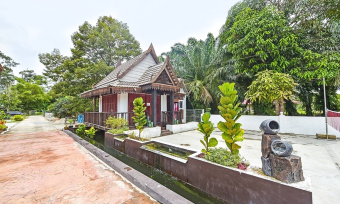 Johor House | OYO Home 90332 Jentayu Homestay Pontian