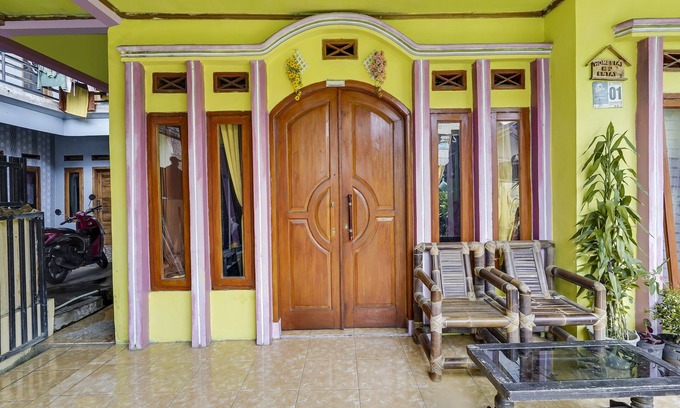Ciwidey Hotel | OYO Homes 91128 Desa Wisata Lebakmuncang Ciwidey Syariah