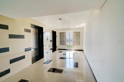 Karawang Hotel | OYO Life 92874 Apartement Grand Sentraland Karawang By Red Dragon
