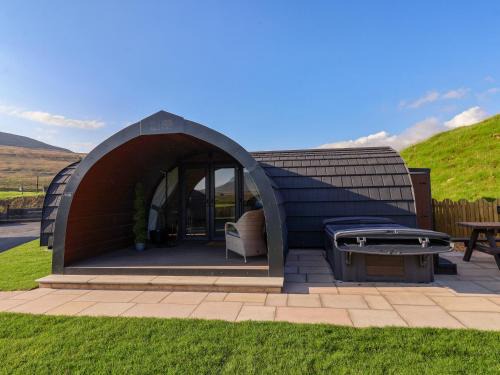 Yockenthwaite House | Oyster Catcher