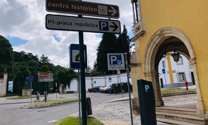 Tomar House | Pé do Castelo Casinha - pet friendly & garage